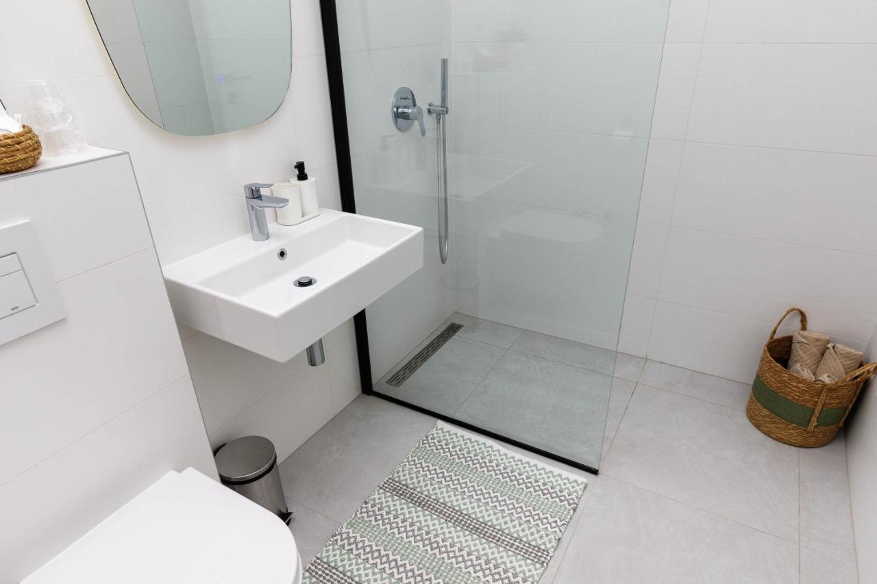 Apartment Klara Krk Town Extérieur photo