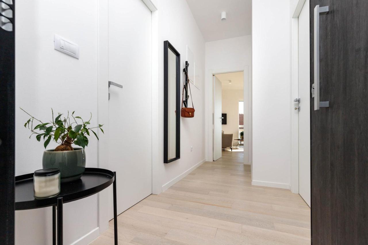 Apartment Klara Krk Town Extérieur photo