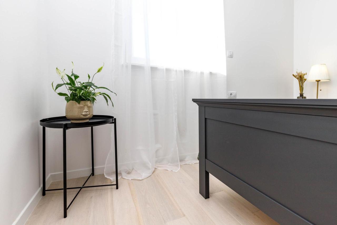 Apartment Klara Krk Town Extérieur photo